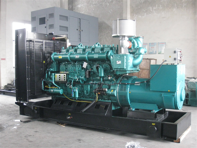 翁牛特200KW 柴油发电机的油耗是多少?
